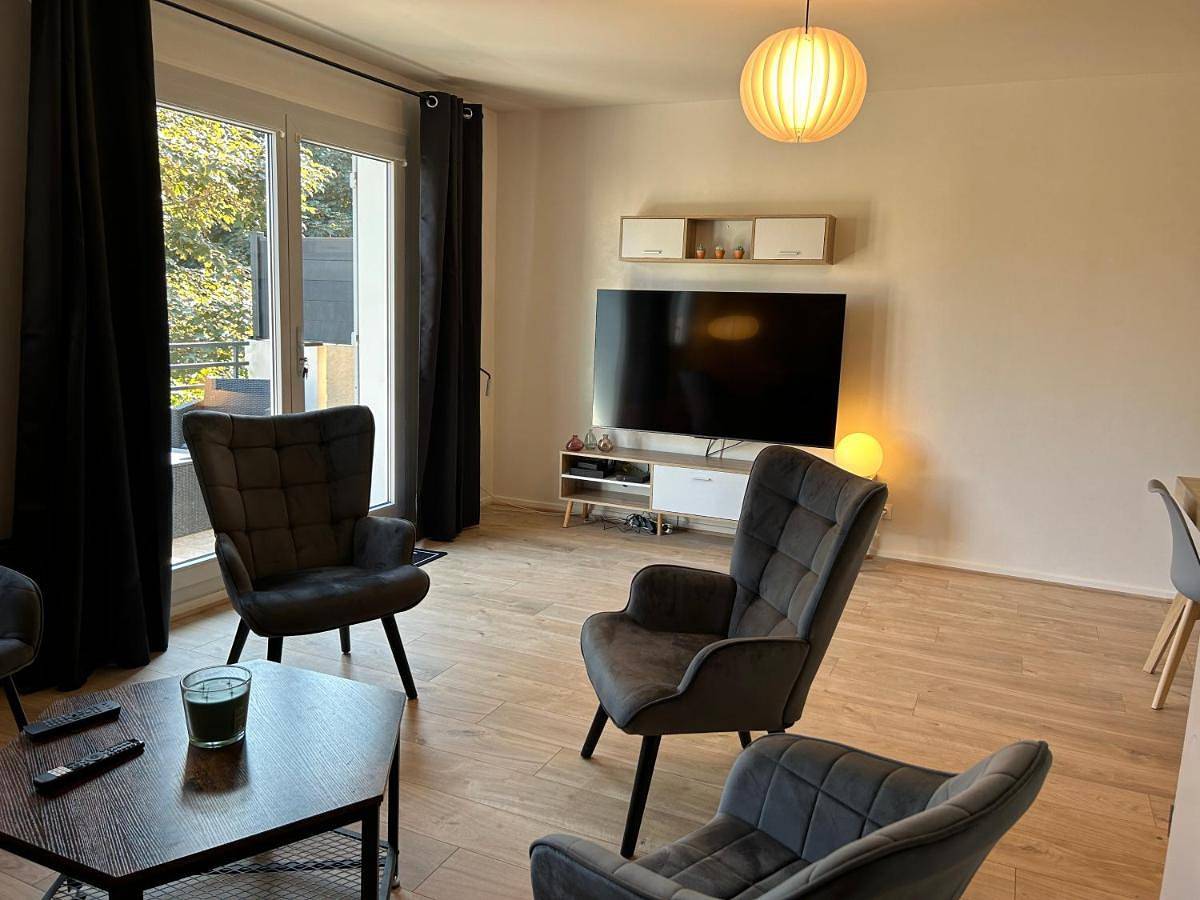 Four-Bedroom House in Buxy, Région de Chalon-sur-Saône