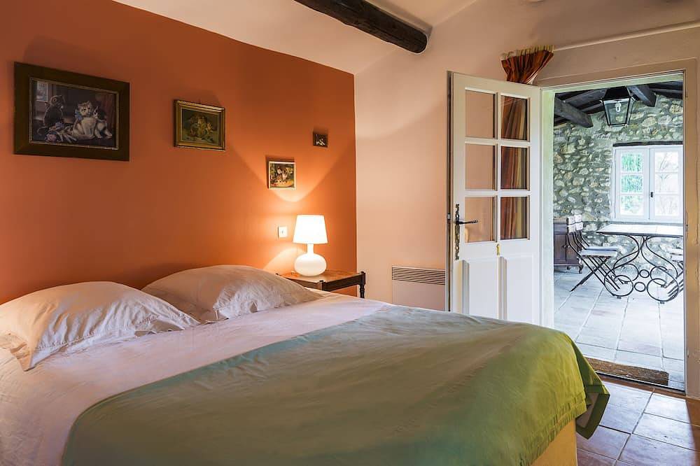 🏡 Charmant Mas du Papillon– Authenticité et Sérénité en Drôme Provençale in Valaurie, Région de nyons