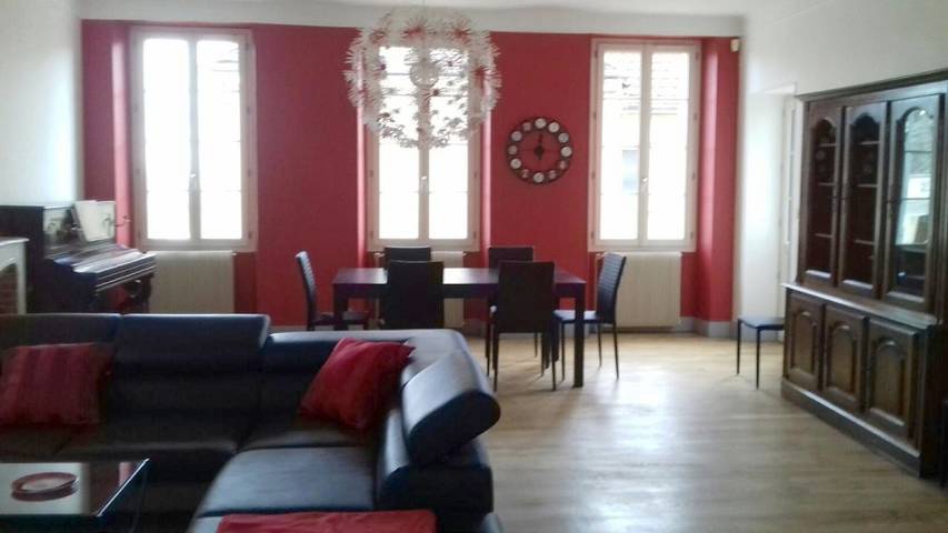 Location de vacances pour 11 personnes, avec vue et terrasse, animaux acceptés à Volnay - 2