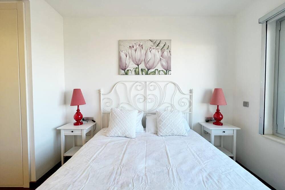 Apartamento entero, Forum Playa and Pool Barcelona in Port Forum, San Adrián del Besós