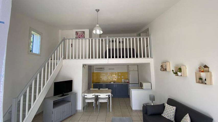Appartement de vacances pour 2 personnes, avec terrasse et vue