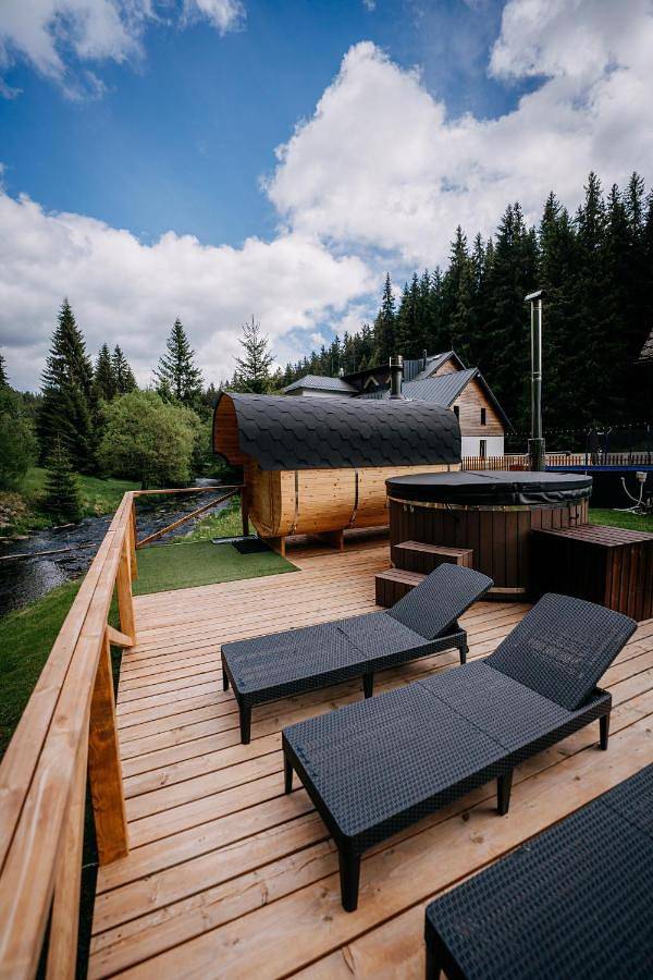 Ferienhaus für 35 Personen, mit Ausblick und Sauna sowie Garten im Böhmerwald - 4