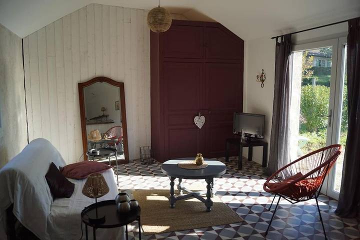 Location de vacances pour 4 personnes, avec Terrasse ainsi que Jardin et Vue à Vincelles