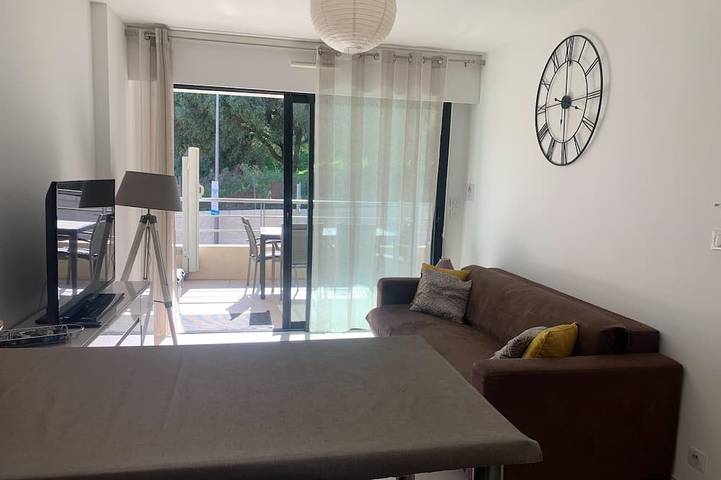 Appartement entier, T2 dans immeuble neuf les pieds sur la plage in Propriano, Arrondissement de Sartène