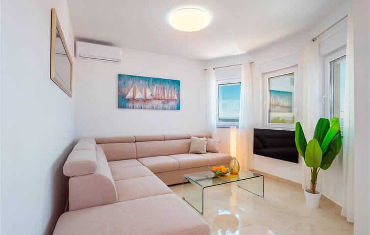 Ferienwohnung für 5 Personen, mit Garten in Banjol - 4