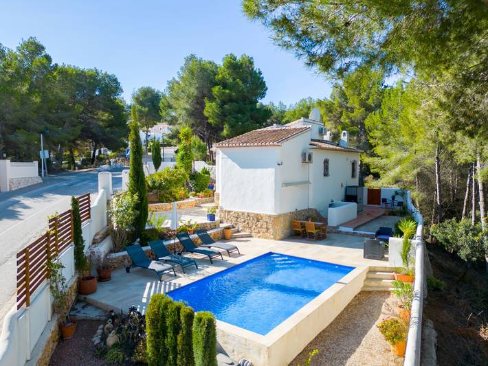 Ferienhaus für 4 Personen, mit Terrasse und Garten