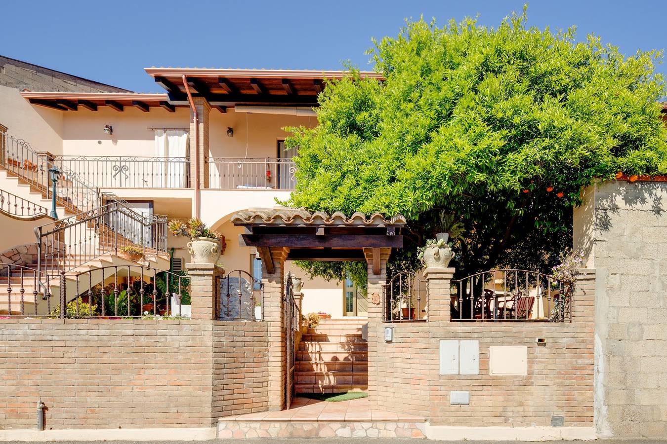Maison de vacances 'Casa Rosa' avec vue sur les montagnes, Wi-Fi et climatisation in Fluminimaggiore, Costa Verde (Sardaigne)