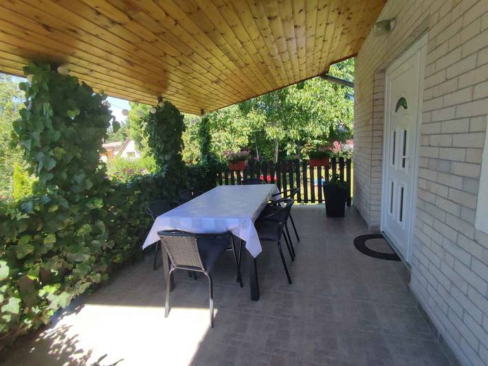 Ferienhaus in ruhiger Lage mit Terrasse in Gardon, Gárdonyi járás