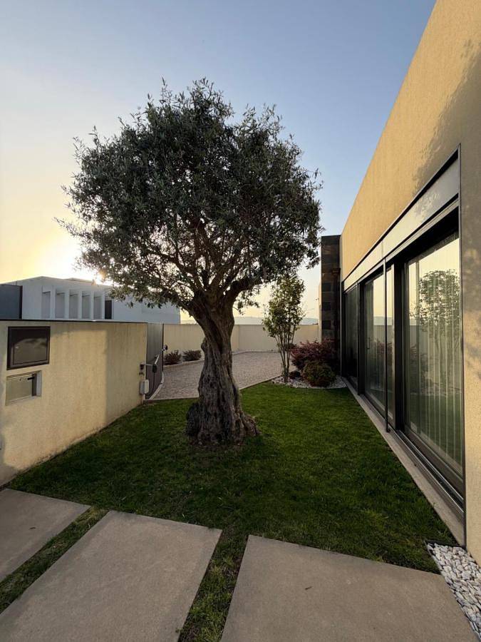 Location de vacances pour 5 personnes, avec Balcon et Terrasse ainsi que Jardin et Piscine dans Paços de Ferreira - 3