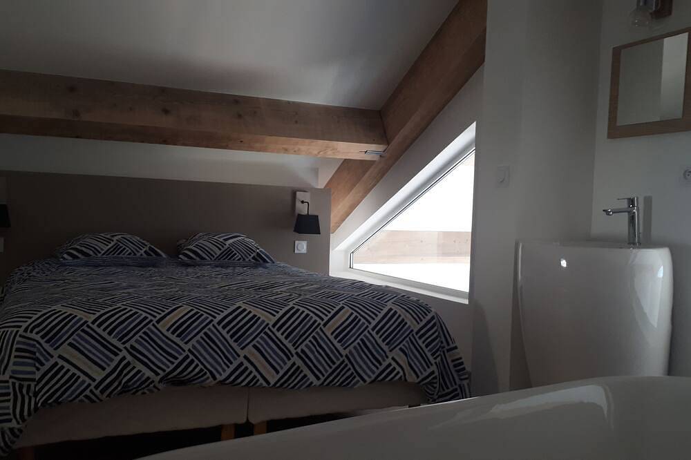 Contemporary family chalet 2 minutes from \"La Colmiane\" ski resort in Valdeblore, Nice region