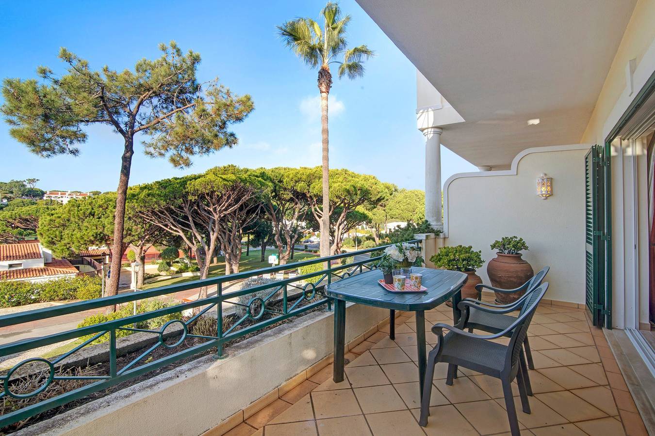 Apartamento inteiro, Apartamento 'Valerie' com piscina privada, Wi-Fi e ar condicionado in Vale do Lobo, Almancil