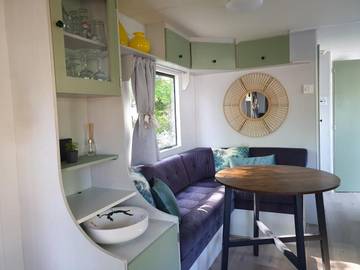 Gîte pour 4 personnes, avec jardin ainsi que terrasse et vue dans Grou