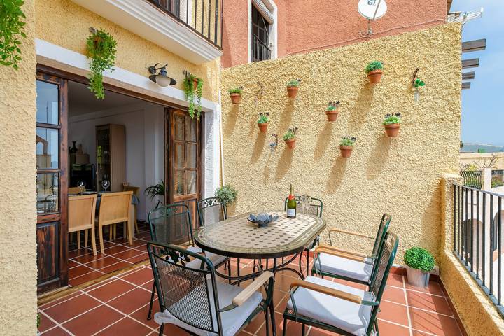 Location de vacances pour 6 personnes, avec Balcon ainsi que Jardin et Bassin pour enfant à El Campello - 3