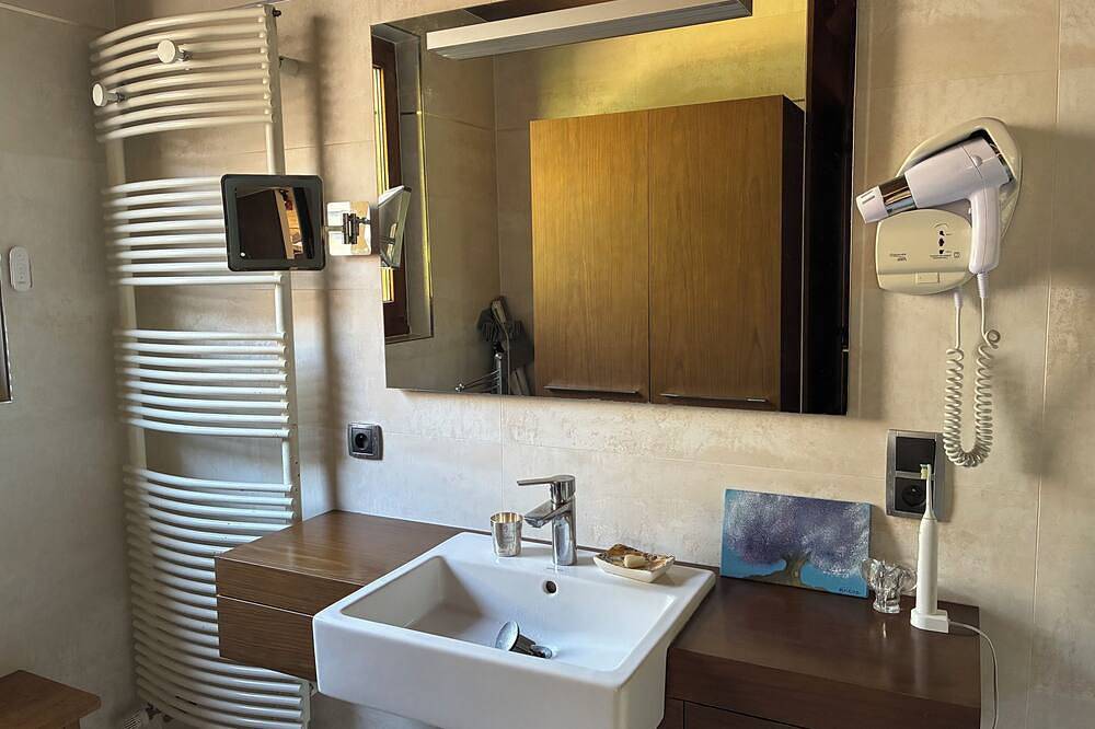 4-bedroom eco-renovated house in a natural setting - dogs welcome in Sarreguemines