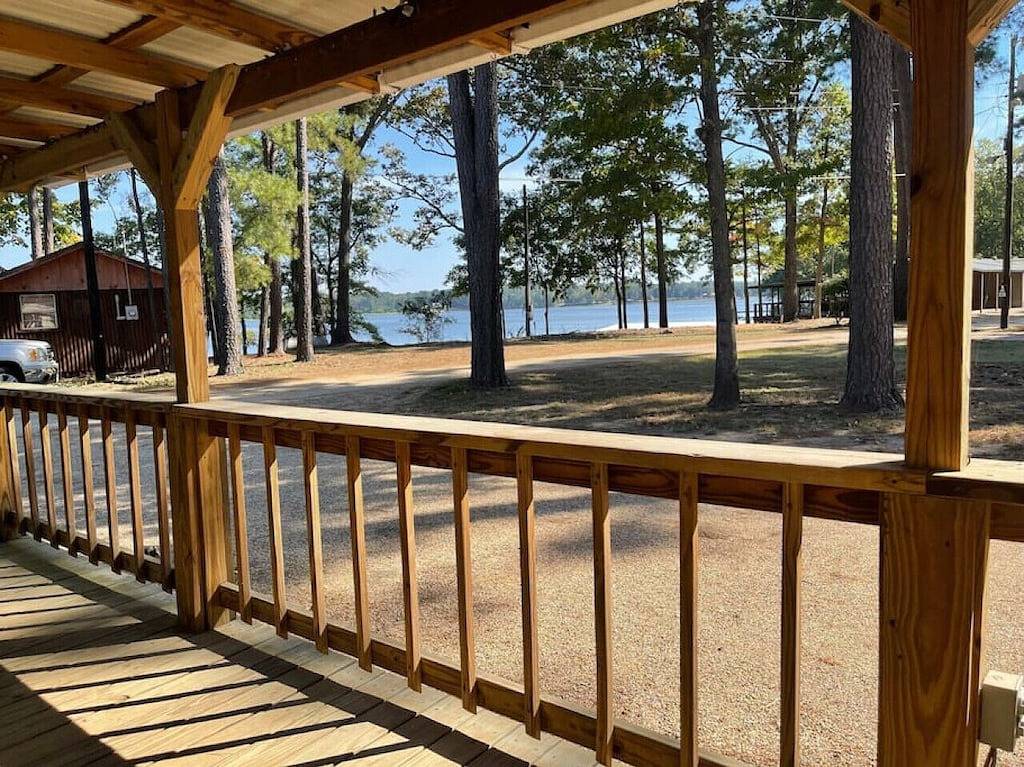 Commander`s Cove Lakeview House on Toledo Bend in Toledo Bend Reservoir