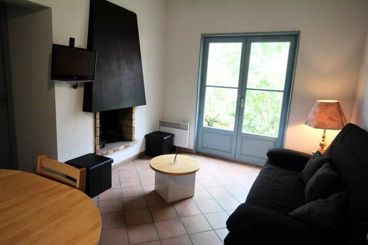 Gîte pour 6 personnes, avec Terrasse et Jardin à Meuzac