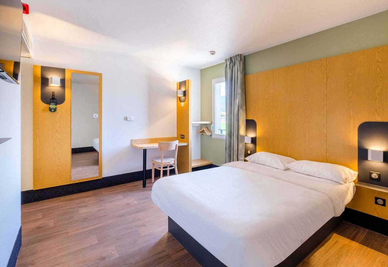 B&B Hotel Cannes La Bocca Plage in La Bocca, Cannes