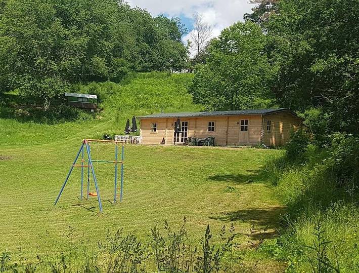 Maison de vacances pour 8 personnes, avec Terrasse et Jardin ainsi que Sauna et Vue à Lanobre