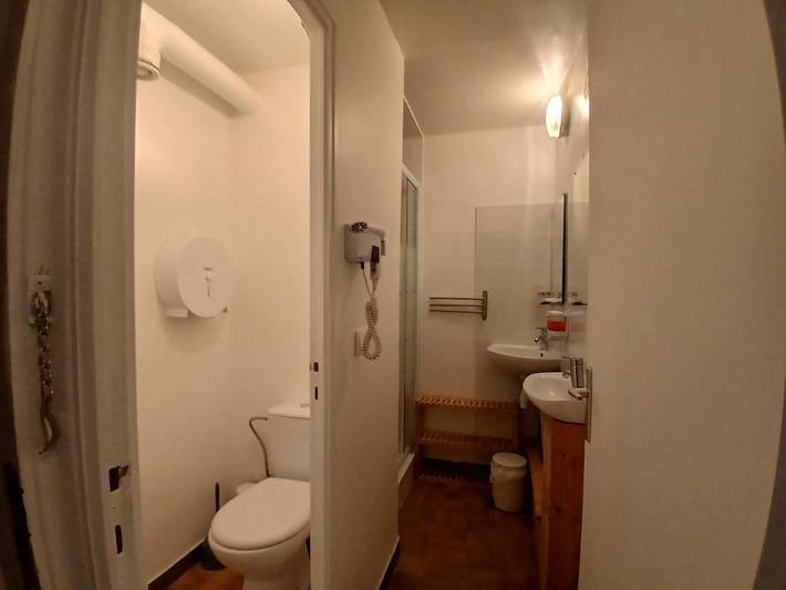 Gîte pour 8 personnes, avec jardin dans Station de Ceillac - 3