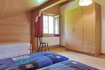 Villa for 4 Guests in Frutigen, Western Alps, Picture 1