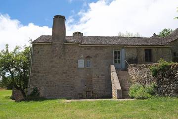Gîte pour 3 personnes à Saint-Pierre-des-Tripiers