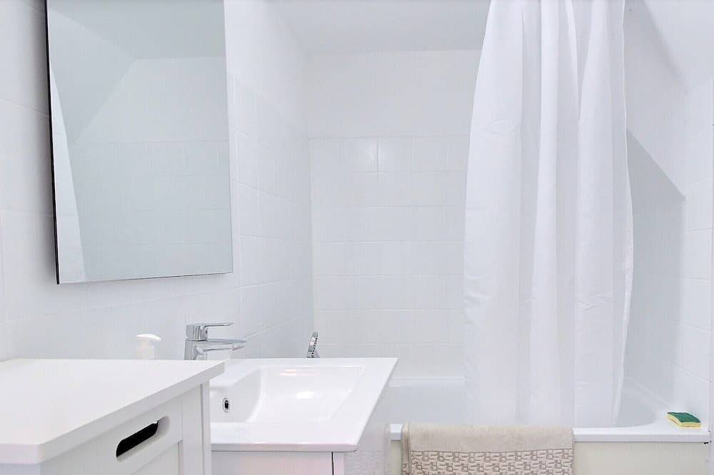 Apartamento entero, Charmant Studio Deauville - 5 min de la Plage Dans Résidence Fermée Avec Parking in Tourgéville, Region de Lisieux