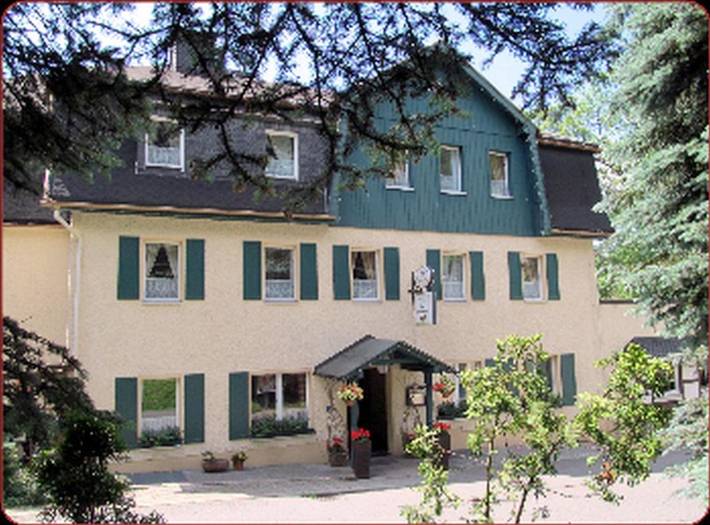 Hotel für 3 Personen, mit Terrasse und Garten sowie Ausblick in Neuhausen/Erzgebirge