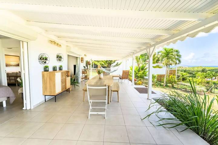 Villa pour 8 personnes, avec vue ainsi que piscine et jardin dans Marie-Galante - 3
