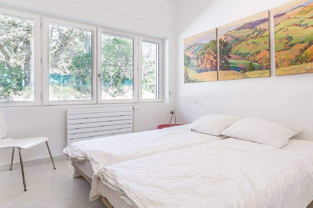Villa pleine Vue Mer dans écrin de verdure.promos mai et juin 20%. in Saint-Georges-de-Didonne, Région de Rochefort