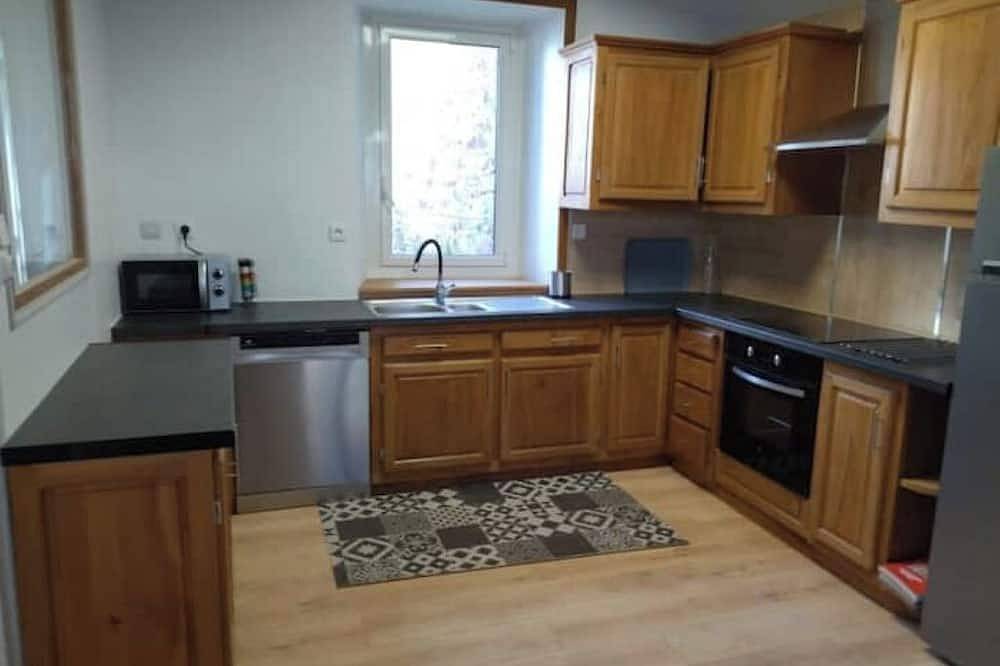 Renovated town house ideally located.  in Portrieux, Región de Guingamp