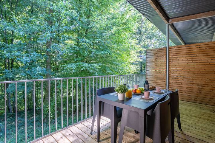 Location de vacances pour 4 personnes, avec terrasse dans Lac du Val-Joly