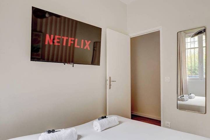 Entire apartment, Charmant appartement pour 6P in Levallois-Perret, Hauts-de-Seine