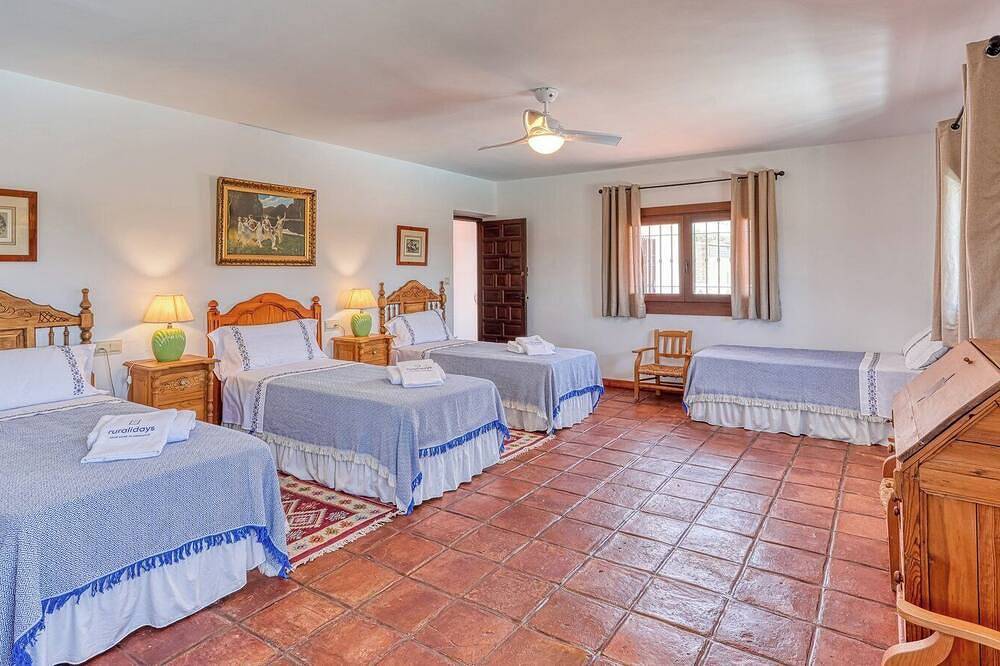 Cortijo el Contarin Archidona by Ruralidays in Archidona, Granada Provinz