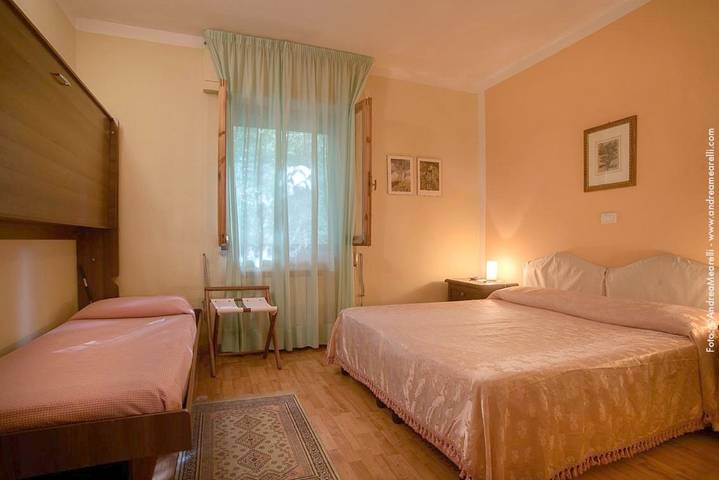 Hôtel pour 3 personnes, avec jacuzzi et sauna ainsi que piscine et jardin à Pitigliano - 2