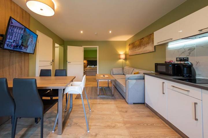 Apartament wakacyjny dla 6 osób, z ogród i widok, Dla rodziny w Malinka