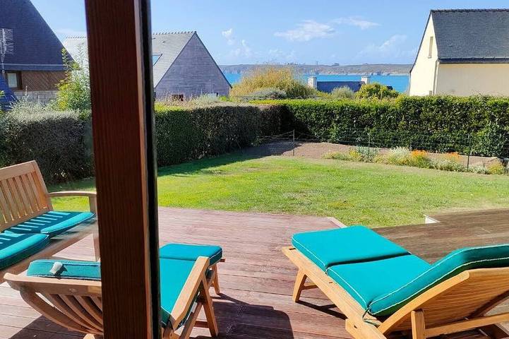 Location de vacances pour 6 personnes, avec terrasse et jardin dans Plage De Goulien