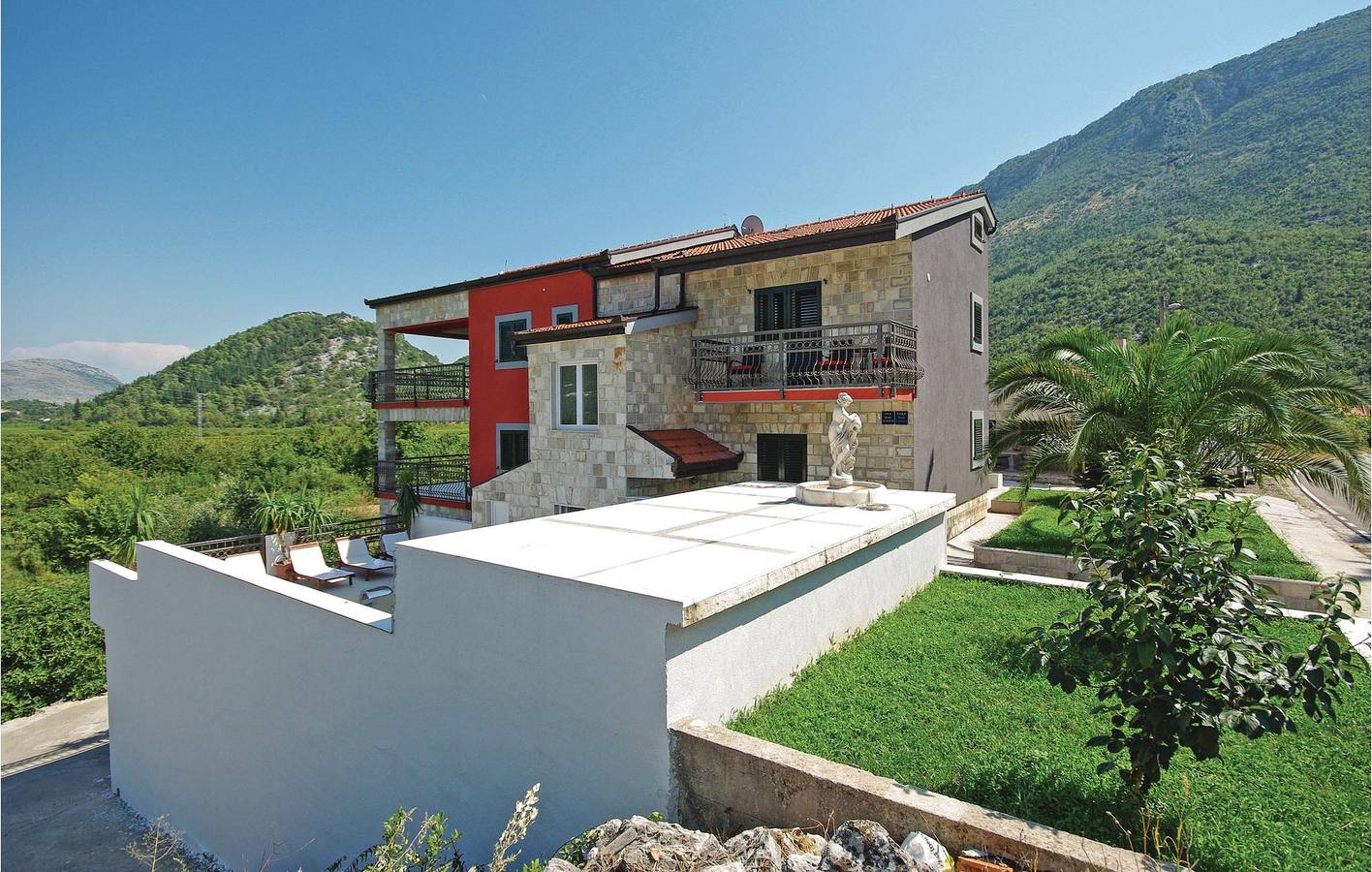 Casa vacanza a Grad Vrgorac a partire da 250€ a notte