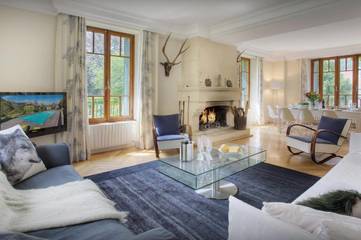 Gîte pour 12 personnes, avec jardin et jacuzzi ainsi que sauna et piscine à Le Petit-Bornand-les-Glières