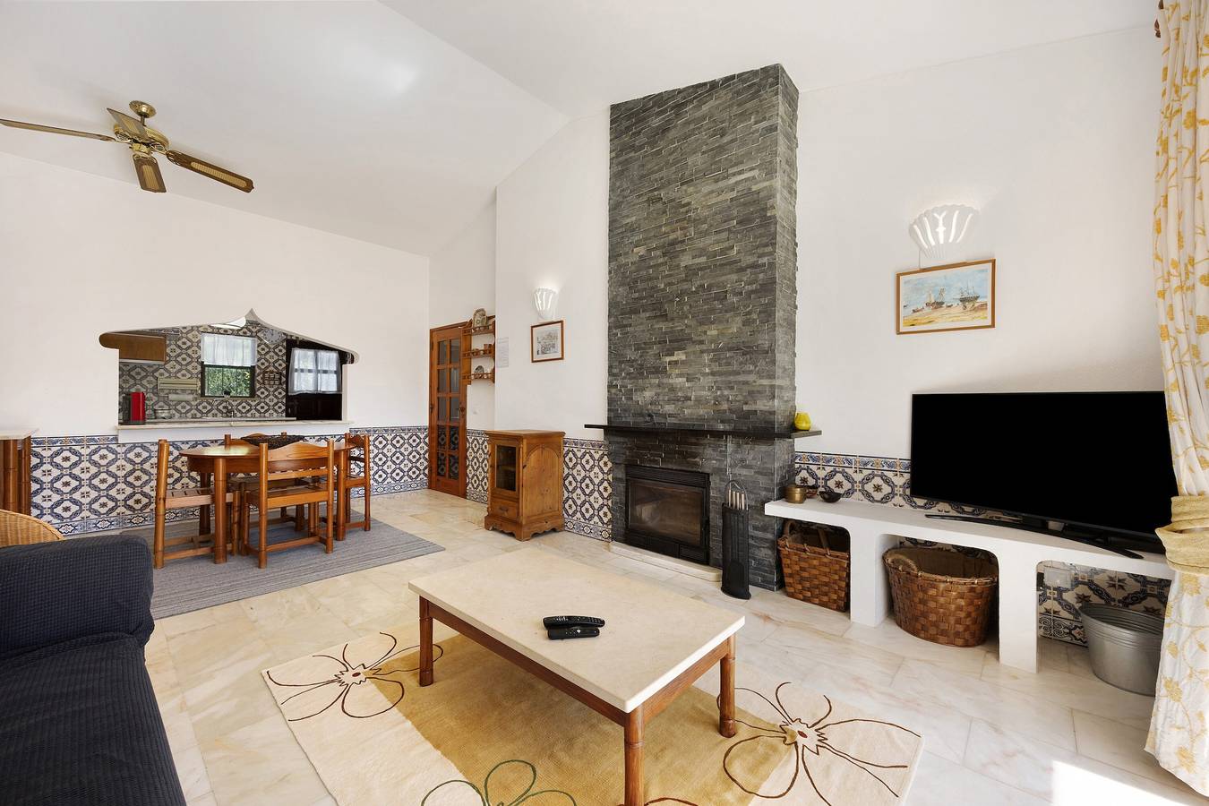 Villa 'Casa 54' con terraza privada y Wi-Fi in Luz, Distrito de Faro