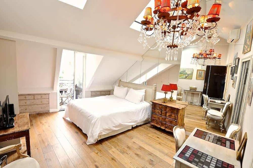 Entire apartment, A Duplex In The Sky - Paris — Ac in Paris, Ile de France