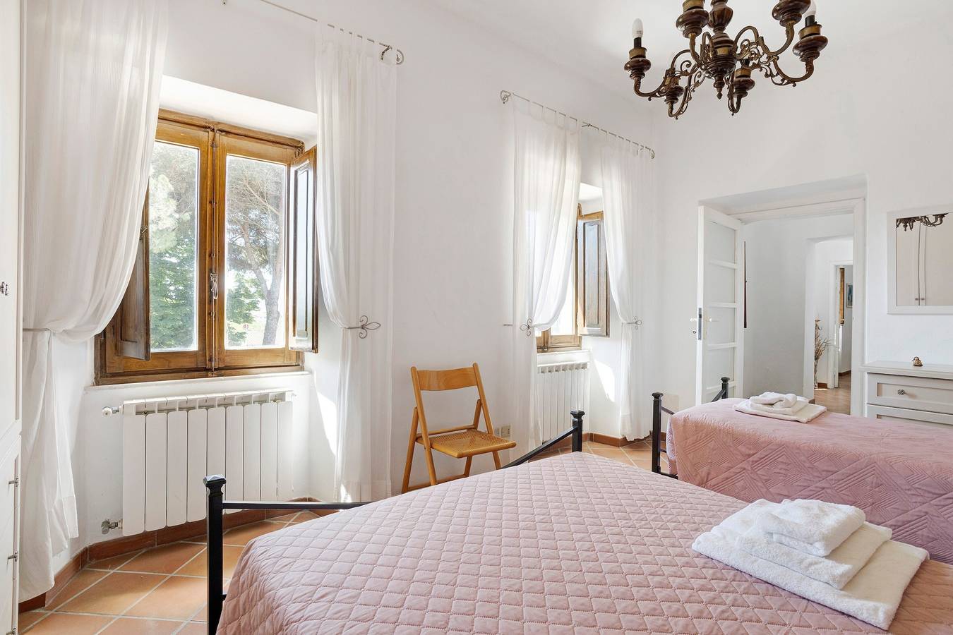 Appartamento intero, Appartamento Franca in Villa Pini con piscina condivisa in Sarzana, Parco Naturale Regionale di Montemarcello-Magra-Vara