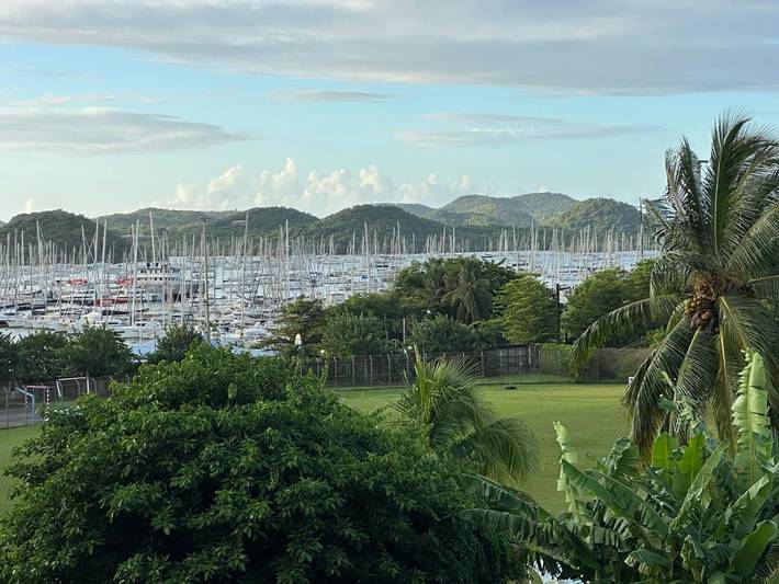 Gîte pour 4 personnes, avec vue et terrasse dans Marina du Marin - 3