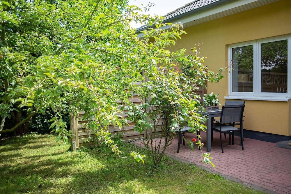 Ganze Wohnung, Urlaub in Fehmarn: Entspannen und Erleben in der Ferienwohnung Apfelblüte in Ostfehmarn, Puttgarden