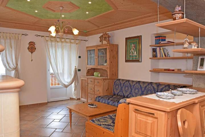 Gîte pour 8 personnes, avec vue et jardin, animaux acceptés dans Candide