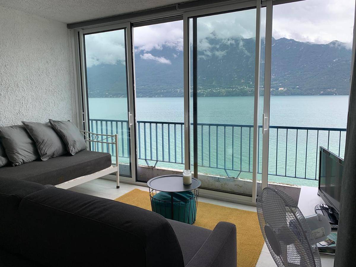 Appartement entier, Le Lamartine, vue magnifique face au Lac du Bourget in Tresserve, Région de Chambéry