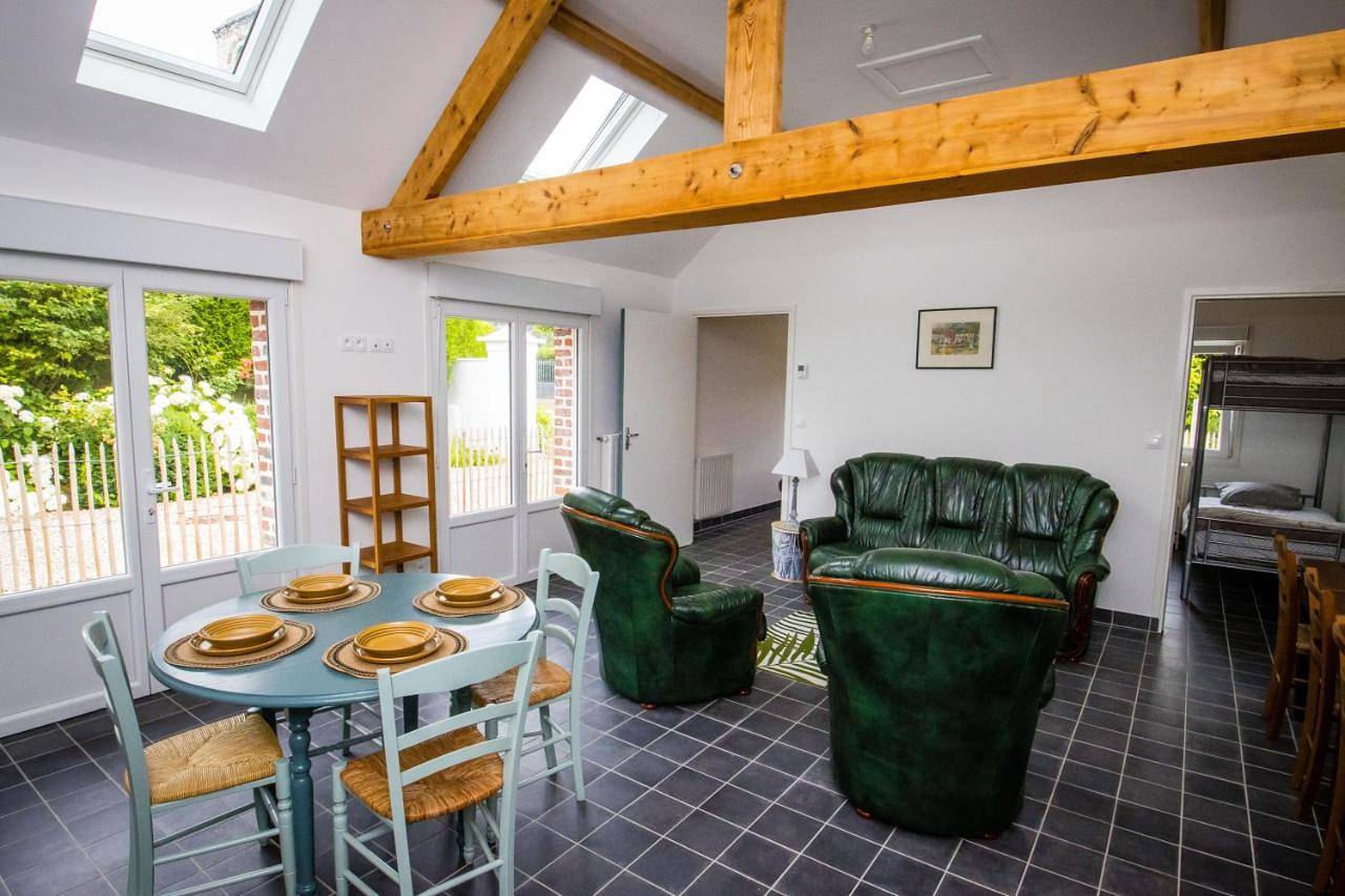 Two-Bedroom House in Offin, Région de Montreuil
