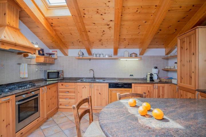 Gîte pour 9 personnes, avec jardin et vue à Canal San Bovo - 4