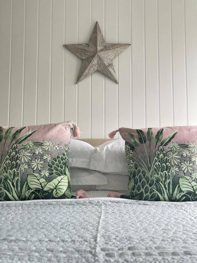 Entire apartment, Westward 14 Polzeath in St Minver Lowlands, Pentire Point - Widemouth