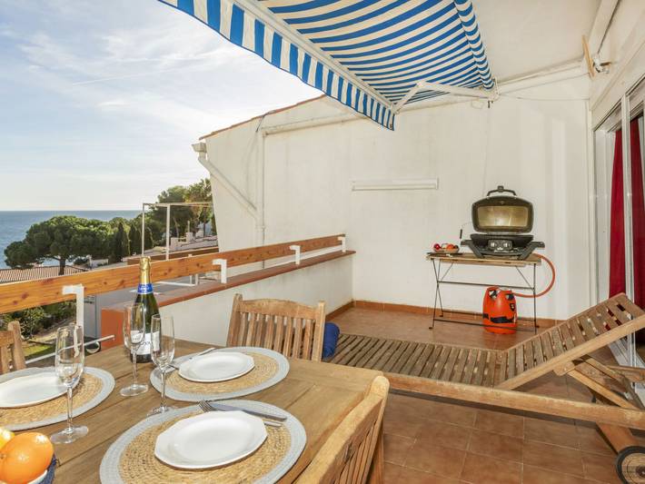 Gîte pour 6 personnes, avec terrasse, animaux acceptés à Tossa de Mar - 2