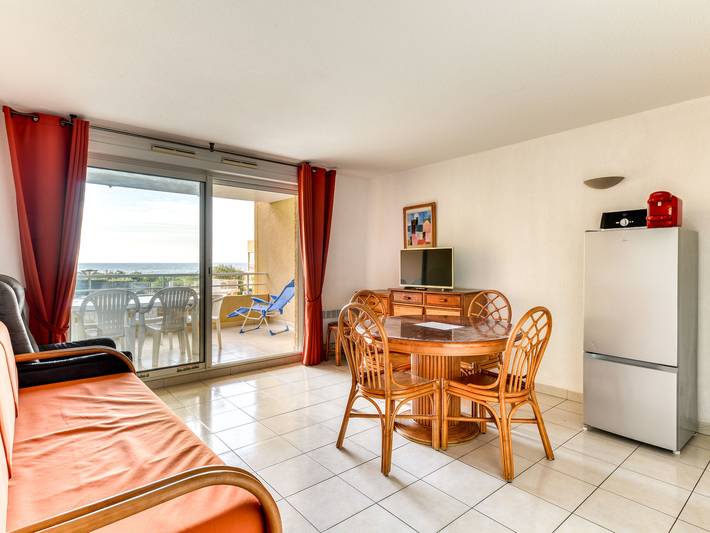 Location de vacances pour 6 personnes, avec Balcon et Piscine à Valras-Plage